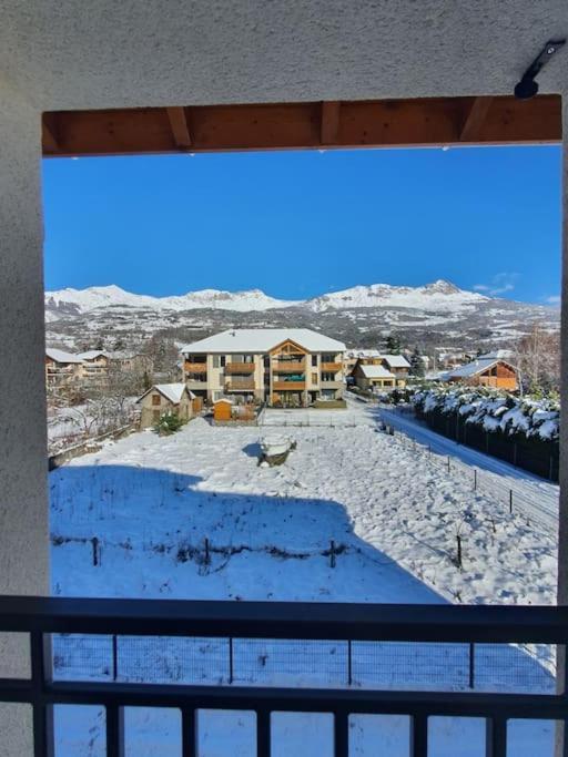 Ferienwohnung Superbe T2 Duplex Vue Sur Les Montagnes Chorges Exterior foto